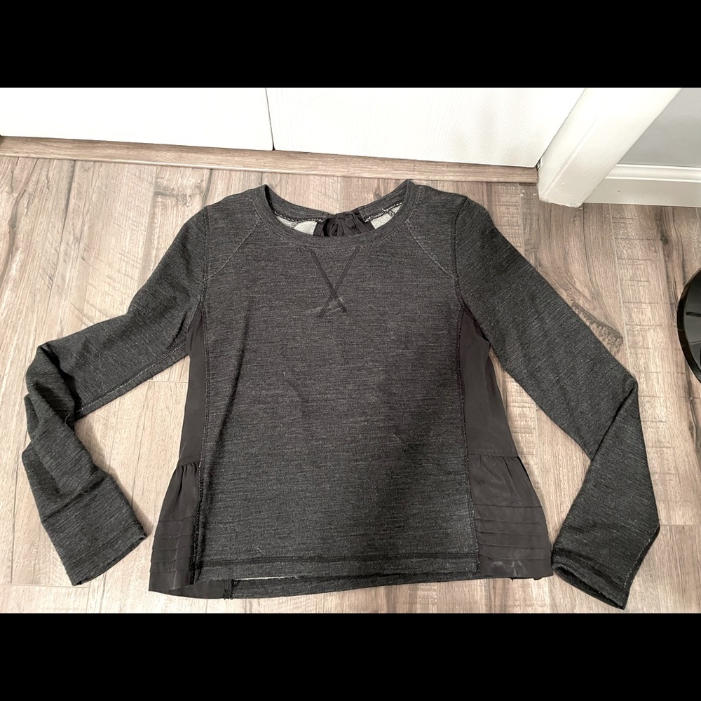 Lululemon sweatshirt ruffles